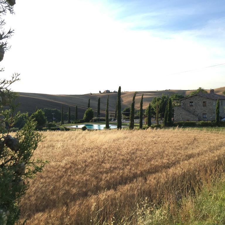 La Tana Del Bianconiglio Villa Castiglione dʼOrcia Екстериор снимка